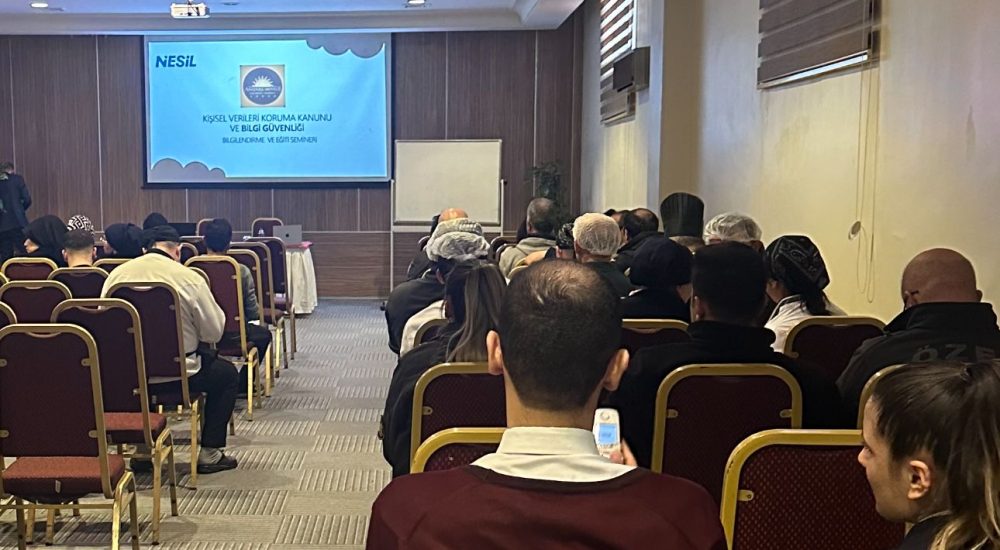Anadolu Otel çalışanlarına Nesil Teknoloji tarafından sunulan KVKK farkındalık eğitimi